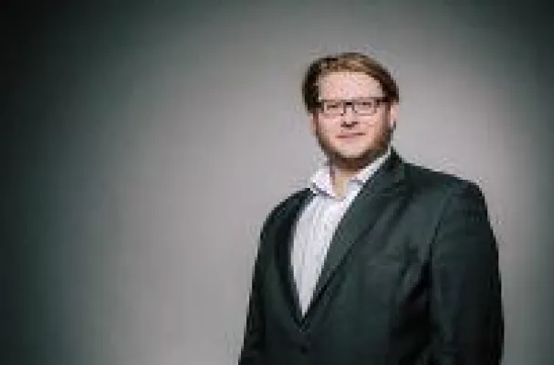 Oschwald Unternehmensgruppe kauft Querdenker International GmbH Bild: Oschwald Unternehmensgruppe kauft Querdenker International GmbH