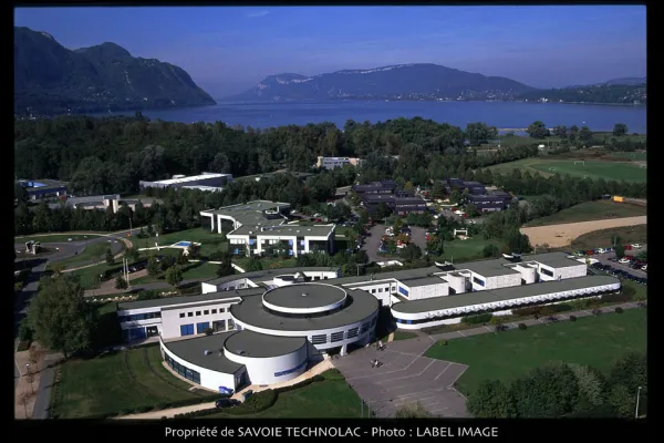 Bild: Französischer Forschungsstandort für erneuerbare Energien