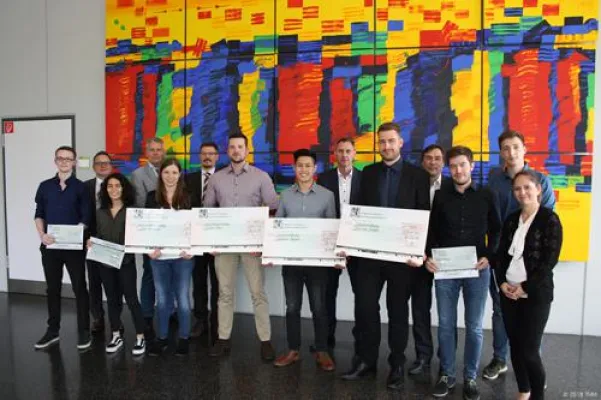 inconso zeichnet Nachwuchswissenschaftler aus Bild: inconso zeichnet Nachwuchswissenschaftler aus