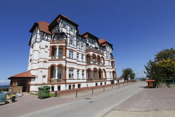 Bild: Seebad Kühlungsborn 4 Sterne Hotel Schloss am Meer nach aufwendiger Rekonstruktion neu eröffnet
