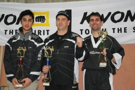Bild: Dreimal Podium - Kickboxschule Werner Hirz punktet bei der Baden-Württembergischen Meisterschaft