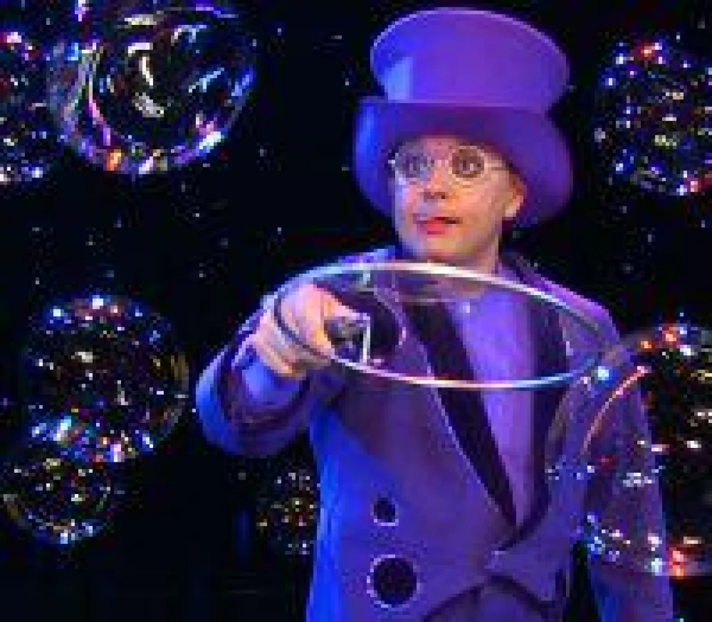 Blub's Showact für Veranstaltungen war seine Seifenblasenshow
