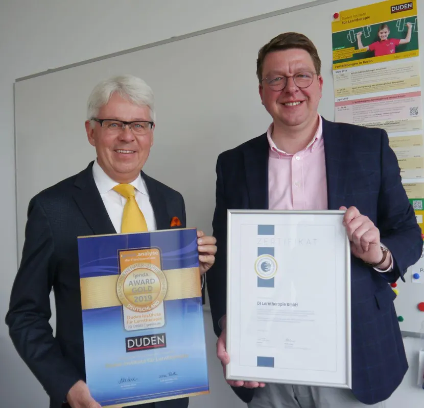 Dr. Gerd-D. Schmidt (li.) und Torben L. Brodersen (re.)