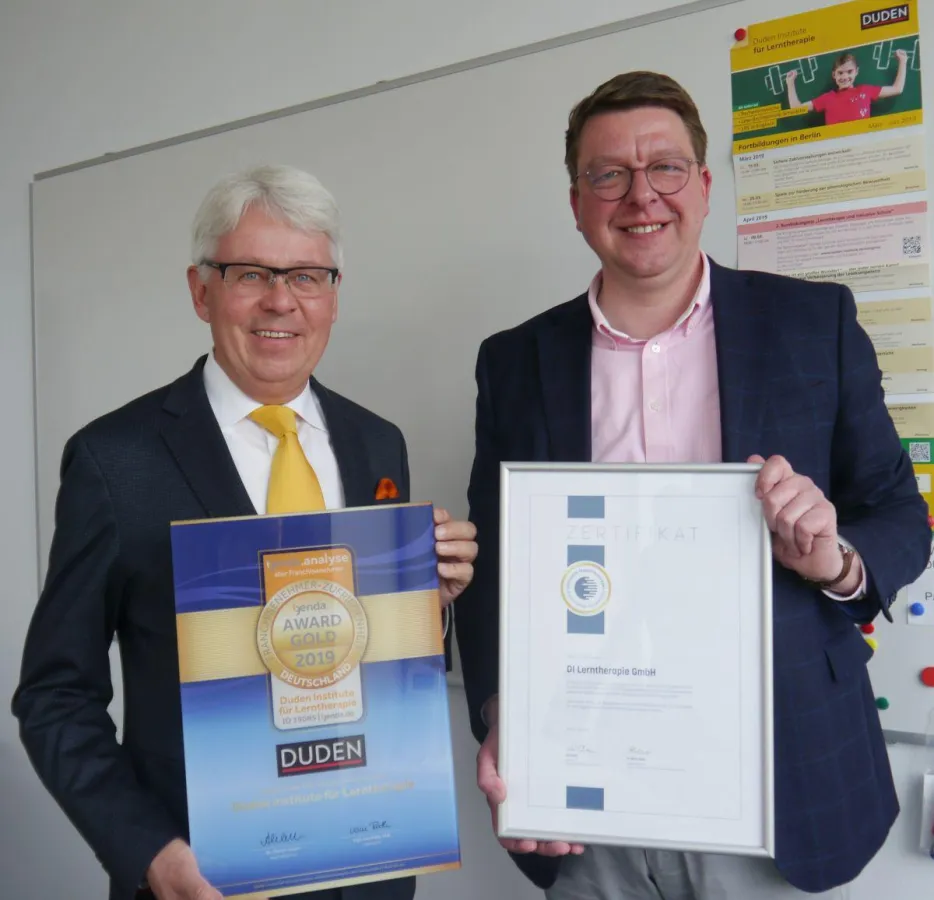 Dr. Gerd-D. Schmidt (li.) und Torben L. Brodersen (re.)