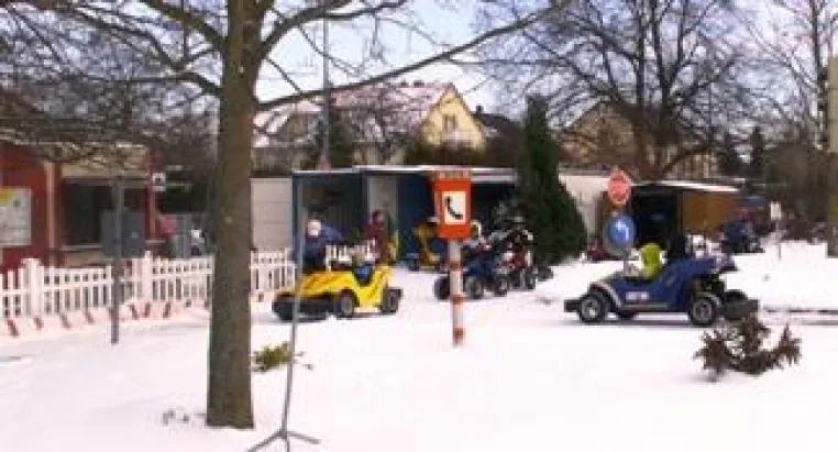 Bild: Kinder Freizeitgestaltung 2010 - Domain Kiddycar.de wird zu Kiddicar.de
