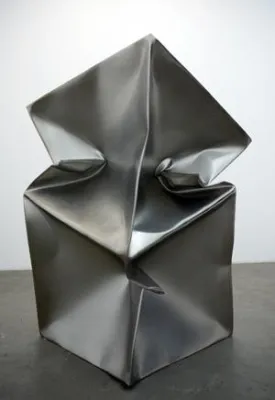 Bild: PRESSEINFO: „Faltwelten - It's all in the fold“ ab 14.09.12 in der Galerie Renate Bender