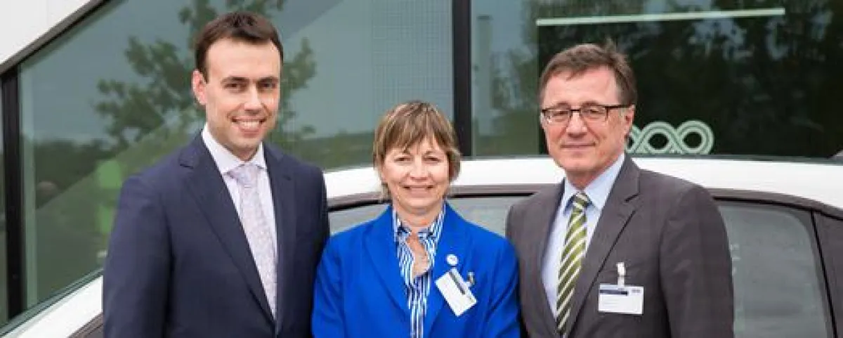 Dr. Nils Schmid, Dr. Maria Zuber, Prof. Wilhelm Bauer © Fraunhofer IAO