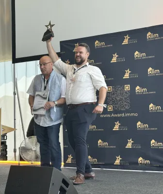 Bild: IMMO AWARD 2026: W.O. wohnrechner.online GmbH für Wohnflächenberechnung per App ausgezeichnet