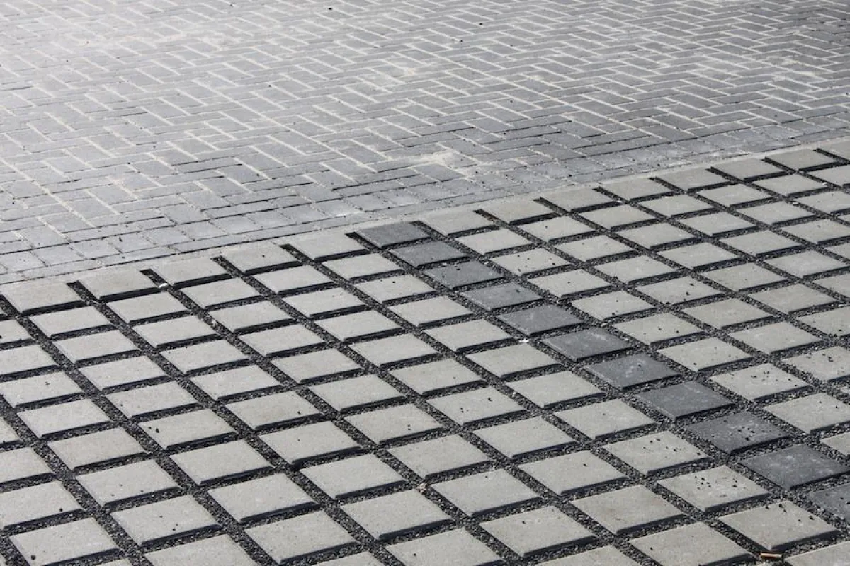 Fachgerecht verlegte Pflastersteine in Bispingen