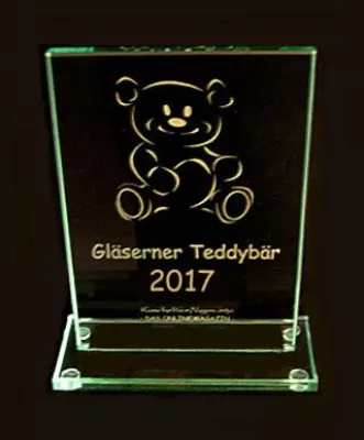 Bild: Teddy-Näher gesucht: Internet-Wettbewerb „Gläserner Teddybär“ 2017