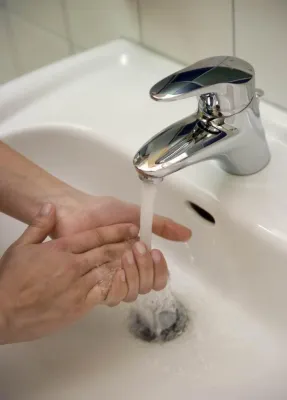 Berufsdermatosen können teuer werden Bild: Berufsdermatosen können teuer werden