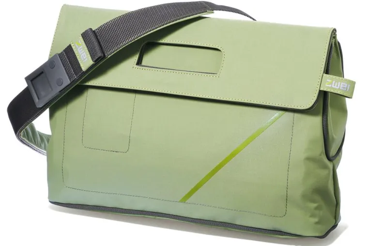 Bild: zwei: Neue Taschen braucht das Land