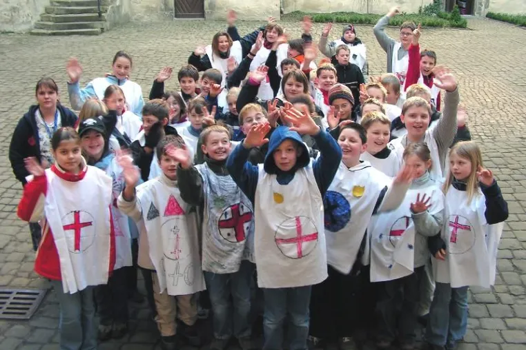 Bild: Osterferienkurs: "Lerne Deine Sinne kennen – Spiele und Abenteuer auf Schloss Varenholz"