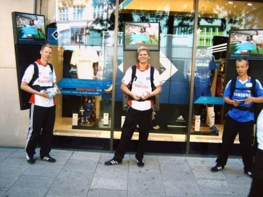 Bild: LA CONCEPT läuft Aktion für Adidas