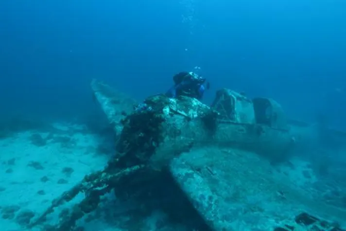 Meeresarchäologen entdecken Flugzeugwrack in der Adria Bild: Meeresarchäologen entdecken Flugzeugwrack in der Adria