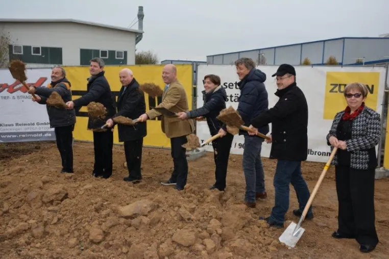Bild: Die NIVUS GmbH aus Eppingen erweitert die Logistik und Büroflächen am Stammsitz