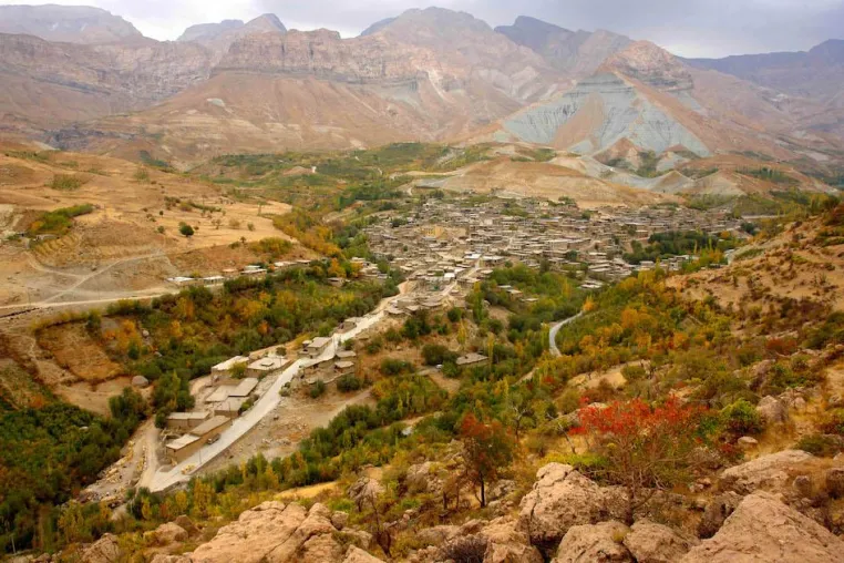 Bild: Reise in den Iran – Kulturschätze, geheimnisvolle Feuertempel, endlose Wüsten & schneebedeckte Berge!