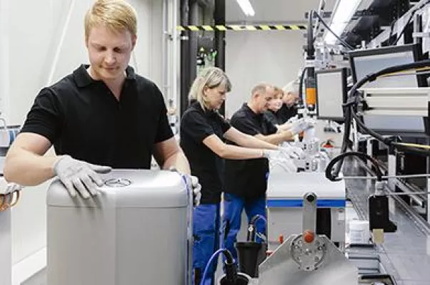 Bild: Mit innovativer RedTherm-Technik die Zukunft sichern – 95 Prozent fordern Erneuerbare Energien