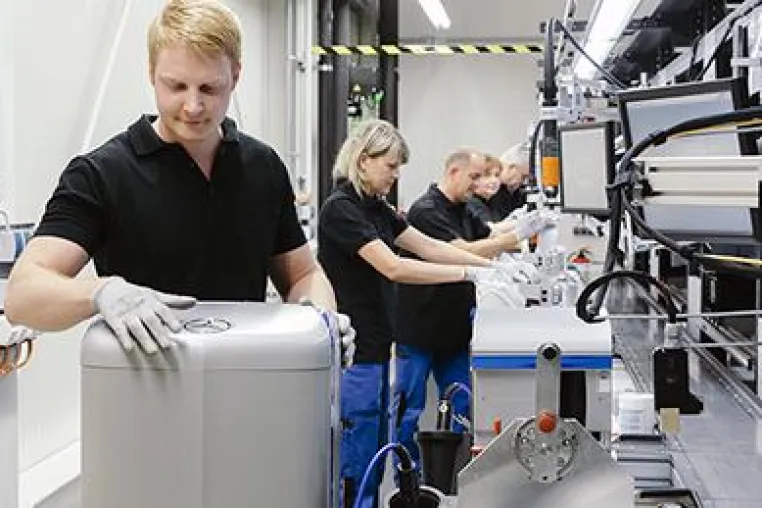 Bild: Mit innovativer RedTherm-Technik die Zukunft sichern – 95 Prozent fordern Erneuerbare Energien