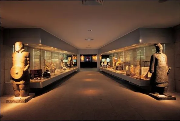 Bild: Macau Museum zeigt älteste Fotos Chinas und erste Kamera der Welt