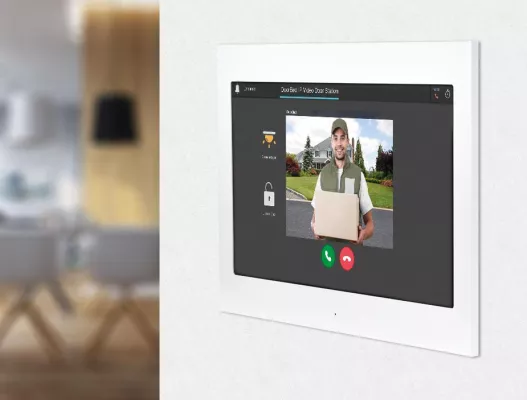 Bild: DoorBird-Türsprechanlagen mit ThinKnx-System kompatibel