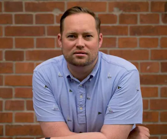 Bild: insglück gewinnt Jan Hennings als Creative Director