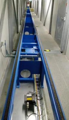 Bild: Win-win-Situation im Logistikzentrum - Innovative Antriebstechnik bei Fa. Geberit Produktions AG in Jona