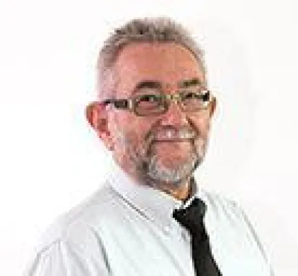 Bild: Michael Jakubiak im Interview mit dem Blog "Menschen in der Pflege"