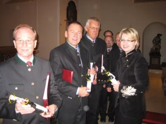 Bild: Soroptimist International Club Traunsee brachten mit "Klangwelten" internationale Chormusik nach Gmunden