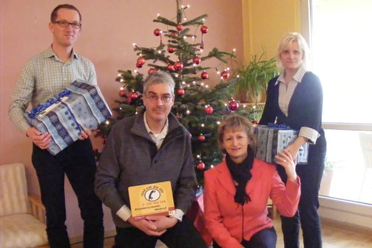 "Wichtige Arbeit für Kinder und Familien gewürdigt - OFFICE Personal Dresden spendet dem Kindernotdienst Bild: "Wichtige Arbeit für Kinder und Familien gewürdigt - OFFICE Personal Dresden spendet dem Kindernotdienst