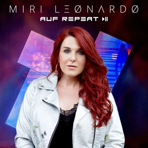 Miri Leonardo schaltet " Auf Repeat " und supportet die Konkurrenz ! Bild: Miri Leonardo schaltet " Auf Repeat " und supportet die Konkurrenz !