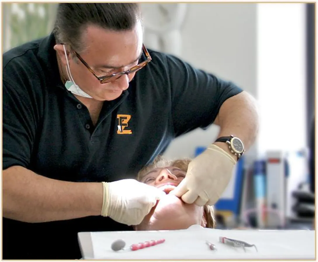 Ganzheitliche Betrachtung bei der Behandlung seiner Patienten- Dr.-medic stom W. Alfred Zawadzki