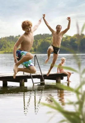 Bild: Pack die Badehose ein