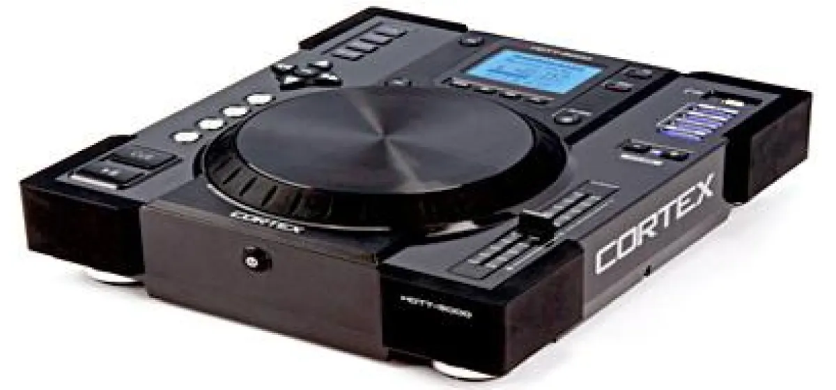 Der HDTT-5000 bietet dem Komfort eines Plattenspieler, spielt aber MP3- und WAV-Dateien ab.