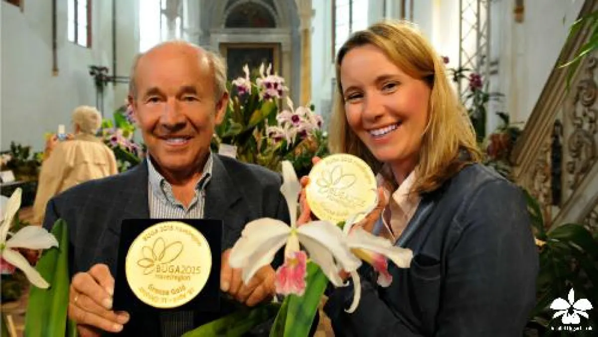 Joachim und Marei Karge mit 2 der 5 gewonnenen Goldmedaillen auf der BuGa 2015