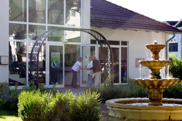 Bild: Erinnern statt Vergessen - Gedenkfeier im Hospiz Brandenburg