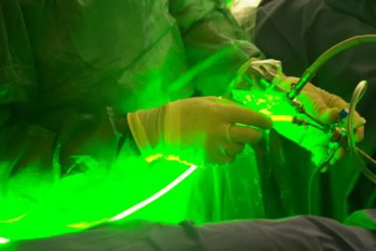180-Watt Greenlight-Laser zur schonenden Therapie bei gutartiger Prostata-Vergößerung Bild: 180-Watt Greenlight-Laser zur schonenden Therapie bei gutartiger Prostata-Vergößerung