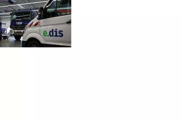 Bild:   Netzsicherheit in Brandenburg: E.DIS erprobt Einsätze am Stromnetz mit THW und Freiwilligen Feuerwehren 