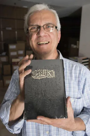 Bild: Bibeln für Christen in Syrien und im Irak