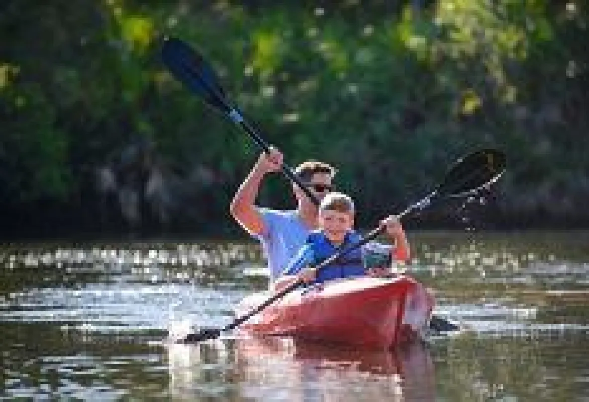 Kayak © Visit Sarasota County