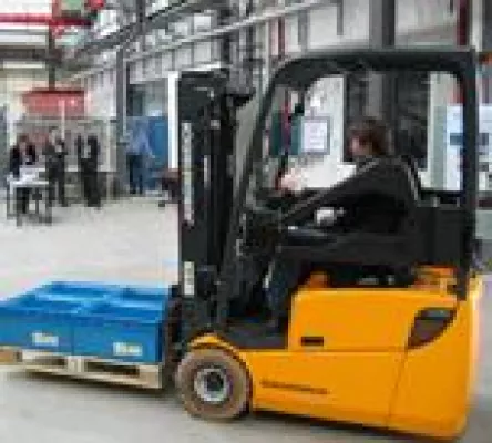 Bild: CIM und INDYON machen mit innovativen RFID-Lösungen fit für die Intralogistik von morgen