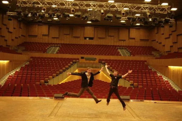 Bild: Keine Angst vor den Polen - Sie wollen nur spielen - Gala des Clubs der polnischen Versager im Sendesaal des rbb