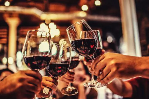 Bild: Restaurant Pfistermühle im Platzl Hotel: Promi-Sommelier Kai Schattner stellt neue Weinkarte am 23. Januar vor