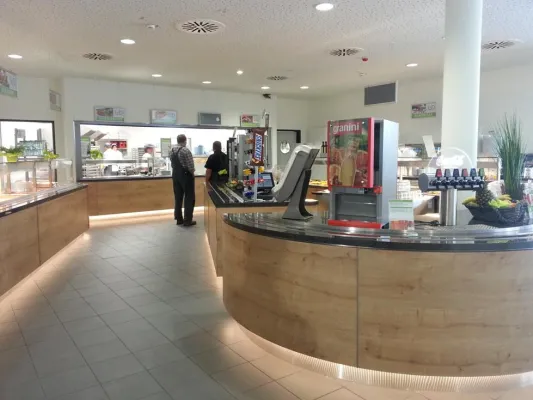 Mitarbeiter der GEA Westfalia Separator Group GmbH werden von Bonner Caterer L & D verpflegt Bild: Mitarbeiter der GEA Westfalia Separator Group GmbH werden von Bonner Caterer L & D verpflegt