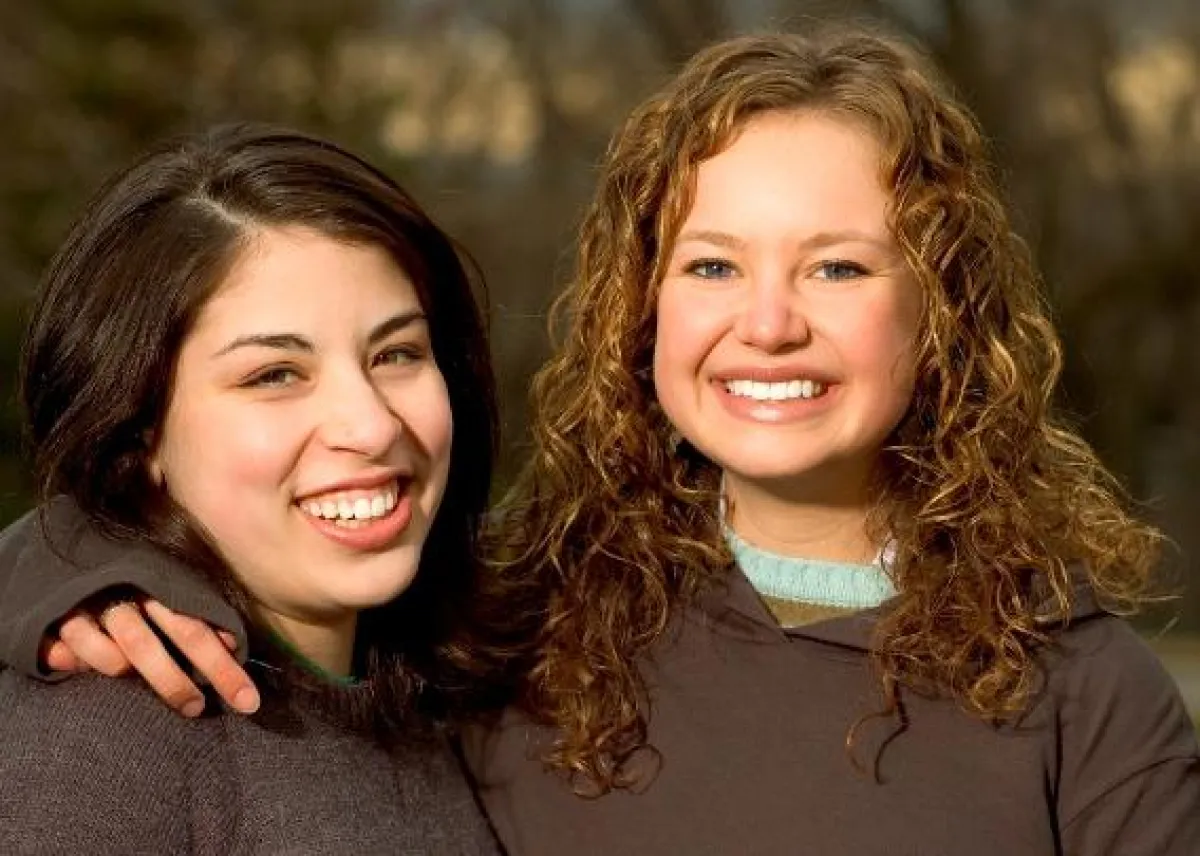 Veneers sind eine einfache Methode, kleinere Schönheitsfehler zu beheben Foto: Thinkstock/www.leben-