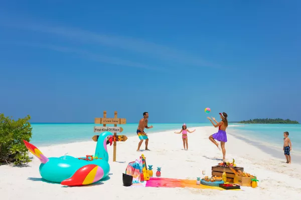 Bild: Kandima Maldives: Summer Kamp mit Magie, Spaß, Spielen, Malen & Me(e)hr im Paradies