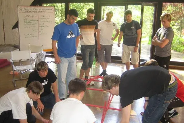 Bild: „Azubi-Werkstatt“ von Quest-Team macht junge Auszubildende fit für die Zukunft