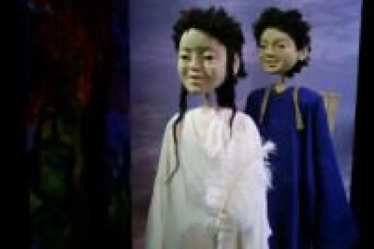 Bild: Das Cassiopeia Theater aus Köln spielt "Kranichmädchen" in der Theater für Youngsters-Reihe März 2010