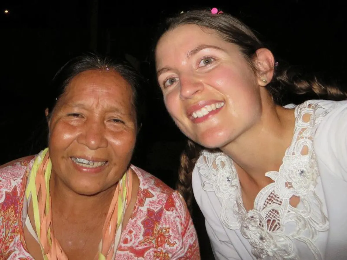 Francisca Oye (links) und Anne Pisor während des Karnevals 2015. (Anne Pisor )