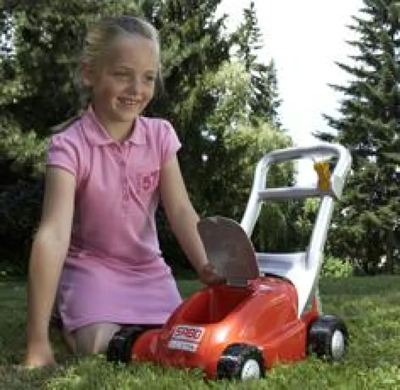 Neuheit 2008: Kinderrrasenmäher (Designbeispiel)